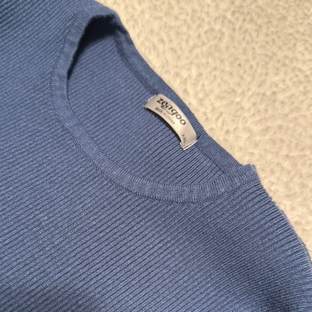 Blue Ribbed Knit Top - Picture 2 of 3